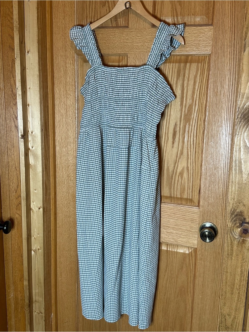 Old Navy Smocked Gingham Midi Dress green & white size XL